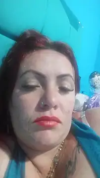 carolinhe  online show from November 27, 2025, 10:21 pm