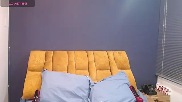 KendraaSimons online show from November 21, 2025, 7:02 pm