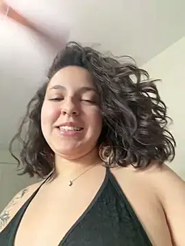 babykalirose online show from May 7, 2026, 5:27 pm