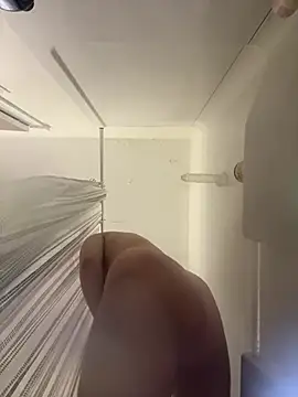 babykalirose online show from March 25, 2026, 10:47 am