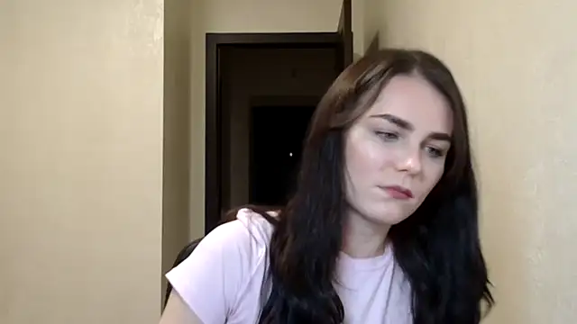 Silviaa a online show from January 12, 2026, 8:15 pm