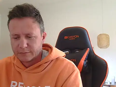 TroyDieselXXX online show from February 18, 2026, 6:44 am