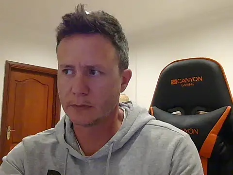 TroyDieselXXX online show from April 13, 2026, 5:39 pm