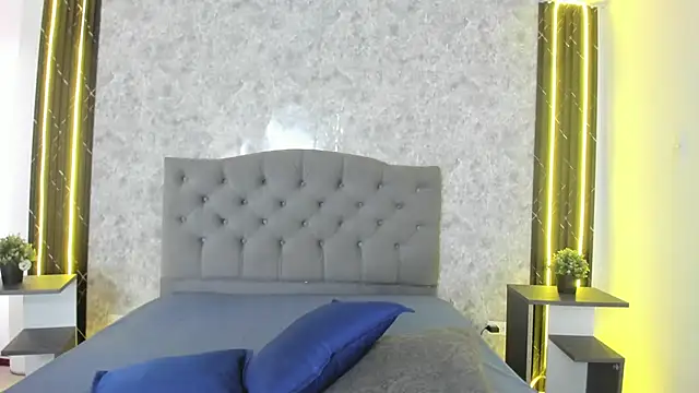 Snapshot of GiannaSlimJB chatting on February 18, 2026, 6:59 pm GiannaSlimJB online show from February 18, 2026, 6:59 pm