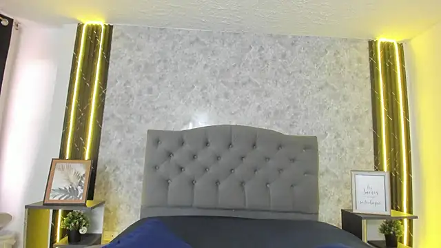 Snapshot of GiannaSlimJB chatting on February 17, 2026, 7:11 pm GiannaSlimJB online show from February 17, 2026, 7:11 pm