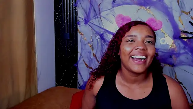 Snapshot of Alaia_Gutierrez chatting on November 4, 2025, 8:56 pm Alaia Gutierrez online show from November 4, 2025, 8:56 pm