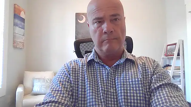 cyclone1212 online show from November 17, 2025, 8:57 pm