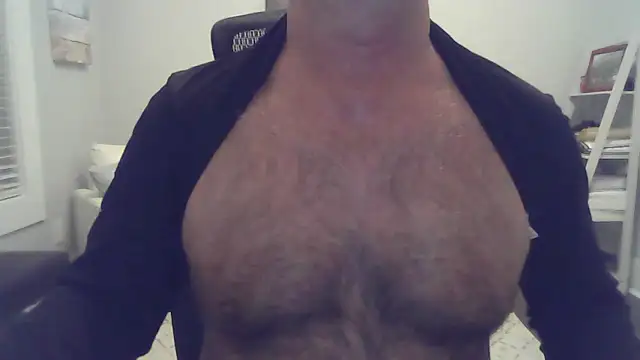 cyclone1212 online show from January 9, 2026, 10:44 am