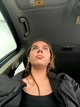 AllieYourGirl online show from November 19, 2025, 9:59 pm