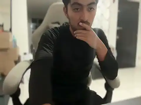 millan 32 online show from November 1, 2025, 3:02 am