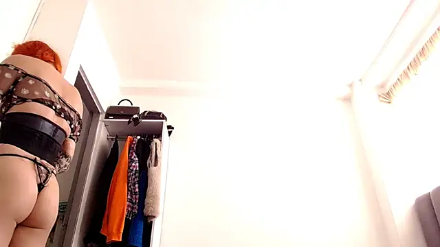 Snapshot of saara_johnson496 chatting on July 16, 2026, 2:47 pm saara johnson496 online show from July 16, 2026, 2:47 pm