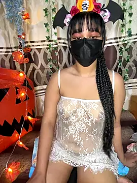 Snapshot of Ariana__Marie chatting on October 31, 2025, 3:25 am Ariana Marie online show from October 31, 2025, 3:25 am