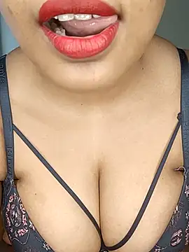 sex-withcouple online show from March 26, 2026, 3:16 am