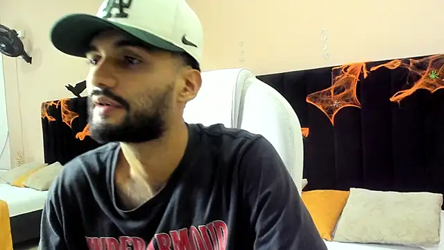 Snapshot of Ryan_Jackson_ chatting on October 8, 2025, 5:20 am Ryan Jackson  online show from October 8, 2025, 5:20 am