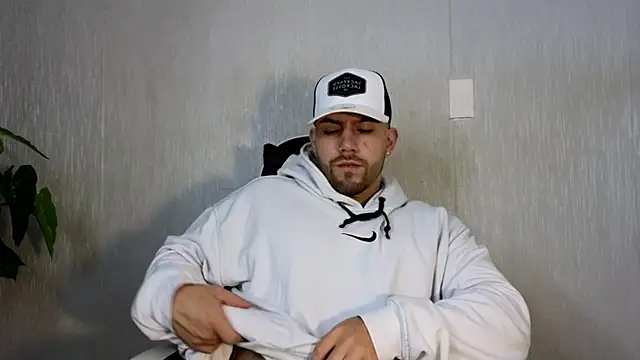 Ades Lowe online show from October 8, 2025, 11:56 am