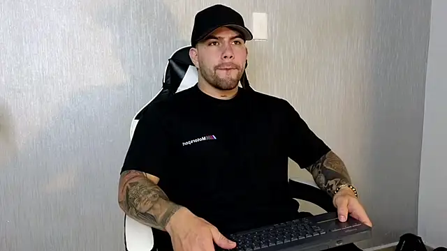 Ades Lowe online show from September 22, 2025, 11:49 am