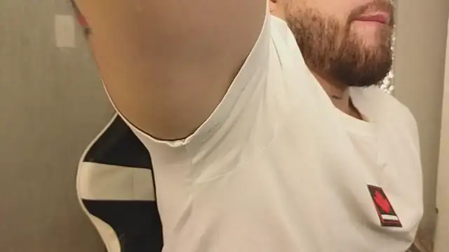 Ades Lowe online show from November 6, 2025, 12:09 pm