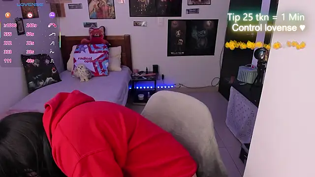 Cherry blush  online show from February 4, 2026, 8:59 pm