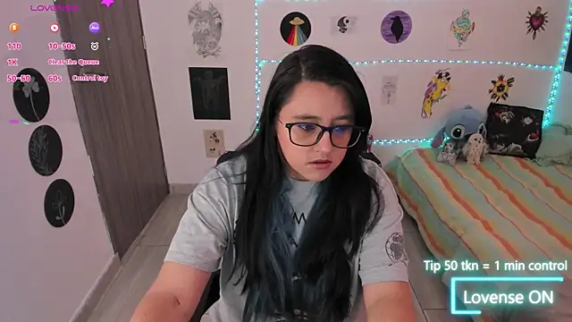 Snapshot of Cherry_blush_ chatting on June 3, 2026, 10:03 pm Cherry blush online show from June 3, 2026, 10:03 pm