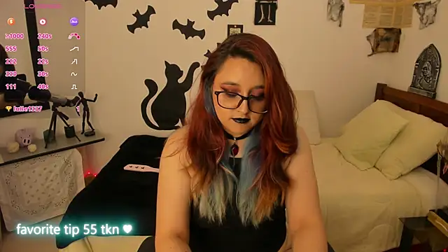 Cherry blush  online show from October 29, 2025, 9:47 pm