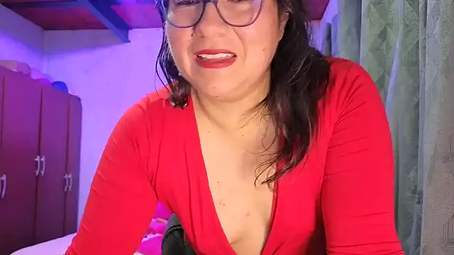 scarlett widow  online show from March 20, 2026, 3:29 am