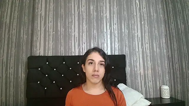 Alicee Moonn online show from May 23, 2026, 7:02 pm