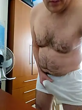 Snapshot of reallove78 chatting on November 25, 2025, 10:48 am reallove78 online show from November 25, 2025, 10:48 am