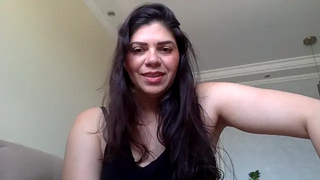 Snapshot of Melissa_Noir chatting on October 25, 2025, 3:45 pm Melissa Noir online show from October 25, 2025, 3:45 pm