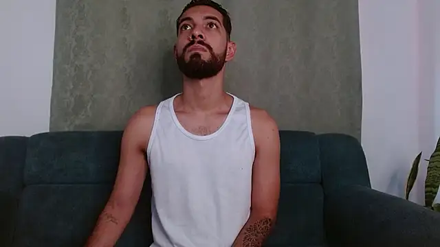 Snapshot of ReyPablo1 chatting on September 8, 2025, 8:30 pm ReyPablo1 online show from September 8, 2025, 8:30 pm