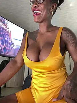Bustykeyla online show from May 31, 2026, 12:38 am