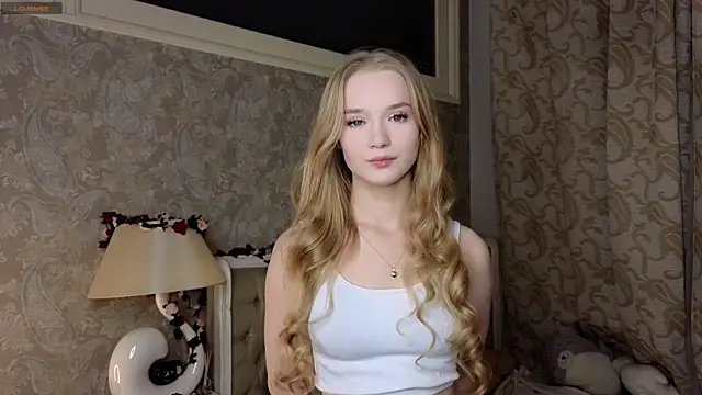 Emma Frosty online show from October 22, 2025, 6:51 pm