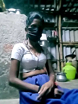 Snapshot of Tamilauntyhot chatting on October 1, 2025, 2:06 am Tamilauntyhot online show from October 1, 2025, 2:06 am