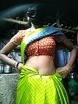 Snapshot of Tamilauntyhot chatting on October 28, 2025, 1:43 pm Tamilauntyhot online show from October 28, 2025, 1:43 pm