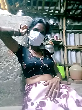 Snapshot of Tamilauntyhot chatting on October 5, 2025, 2:13 am Tamilauntyhot online show from October 5, 2025, 2:13 am