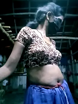 Snapshot of Tamilauntyhot chatting on September 25, 2025, 2:12 pm Tamilauntyhot online show from September 25, 2025, 2:12 pm