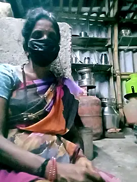 Snapshot of Tamilauntyhot chatting on September 17, 2025, 1:13 pm Tamilauntyhot online show from September 17, 2025, 1:13 pm