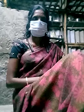 Snapshot of Tamilauntyhot chatting on October 10, 2025, 1:50 am Tamilauntyhot online show from October 10, 2025, 1:50 am