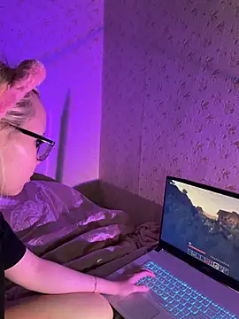 Snapshot of AsiaVegas chatting on February 5, 2026, 8:48 pm AsiaVegas online show from February 5, 2026, 8:48 pm