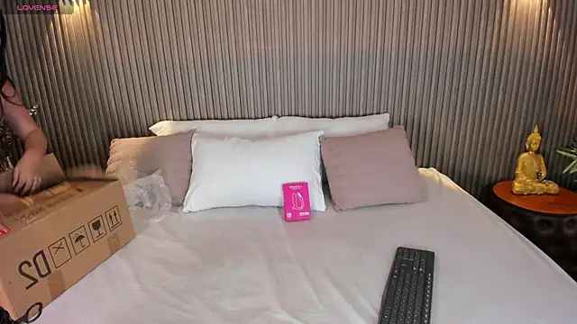 AlissonHarperr online show from March 26, 2026, 5:11 pm