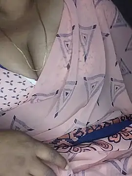 Snapshot of Mia-Telugu chatting on February 4, 2026, 2:28 am Mia-Telugu online show from February 4, 2026, 2:28 am