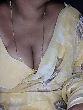 Snapshot of Mia-Telugu chatting on February 10, 2026, 3:05 am Mia-Telugu online show from February 10, 2026, 3:05 am