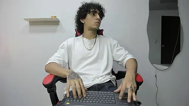 JackesTaylor online show from November 4, 2025, 4:16 am