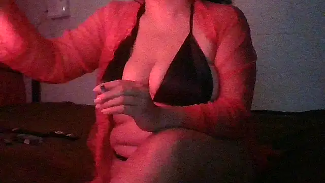 Darlingsweethoney online show from October 31, 2025, 4:20 am