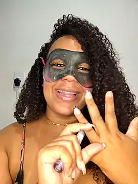 Snapshot of jadeamourim__ chatting on October 12, 2025, 12:45 am jadeamourim   online show from October 12, 2025, 12:45 am