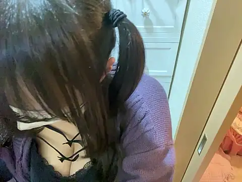 Snapshot of noel_8181_lcup chatting on October 31, 2025, 12:24 pm noel 8181 lcup online show from October 31, 2025, 12:24 pm