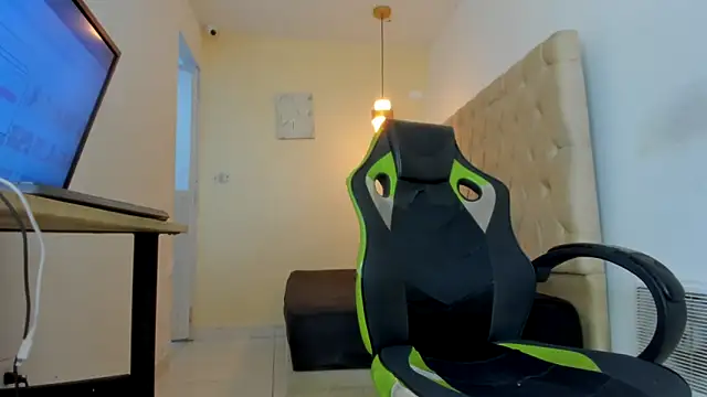 Darkknightx01 online show from November 13, 2025, 1:31 am