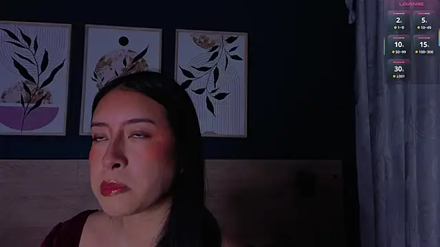 SarahMiler  online show from September 22, 2025, 11:49 am