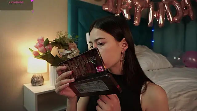 Snapshot of ywixos chatting on February 28, 2026, 3:44 pm ywixos online show from February 28, 2026, 3:44 pm