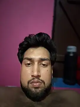 Snapshot of aka_big chatting on October 10, 2025, 6:09 pm aka big online show from October 10, 2025, 6:09 pm