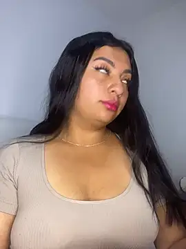 Snapshot of Issa_Santana chatting on February 18, 2026, 8:38 pm Issa Santana online show from February 18, 2026, 8:38 pm